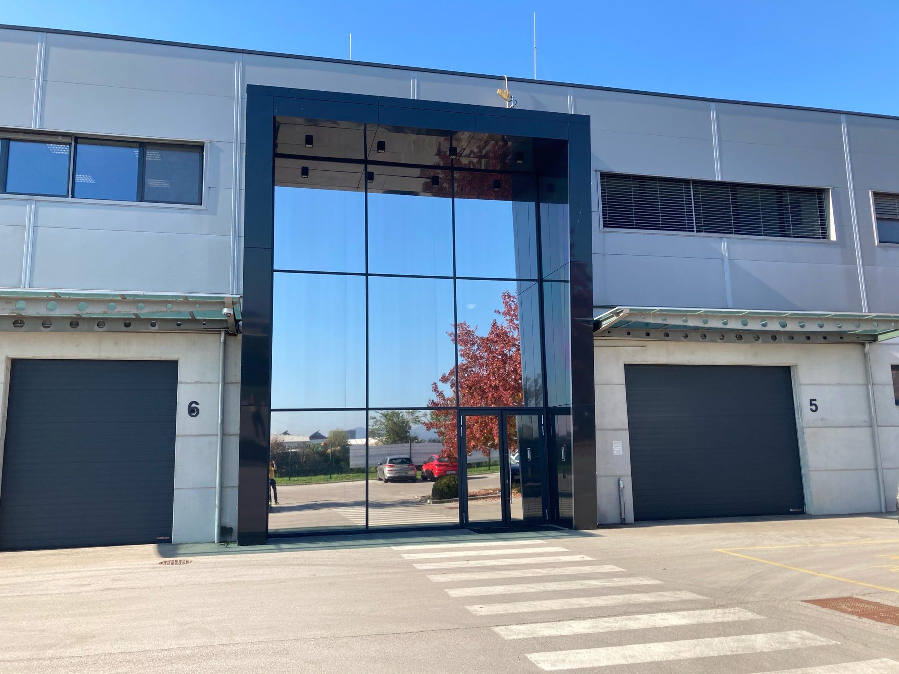 Industrijski objekt · zrcalna termoreflektivna folija